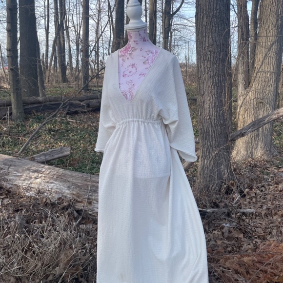 Soft Puckered Knit off white dress with  v neck and draped goddess handmade - Picture 5 of 6